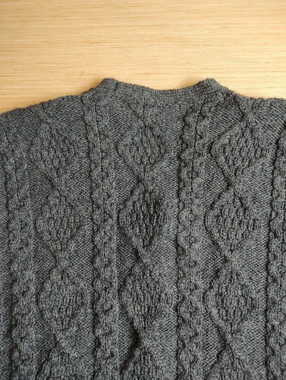 Aran Crafts Cable Cardigan Fisherman Chunky Grey Horn Buttons Wool Ireland L